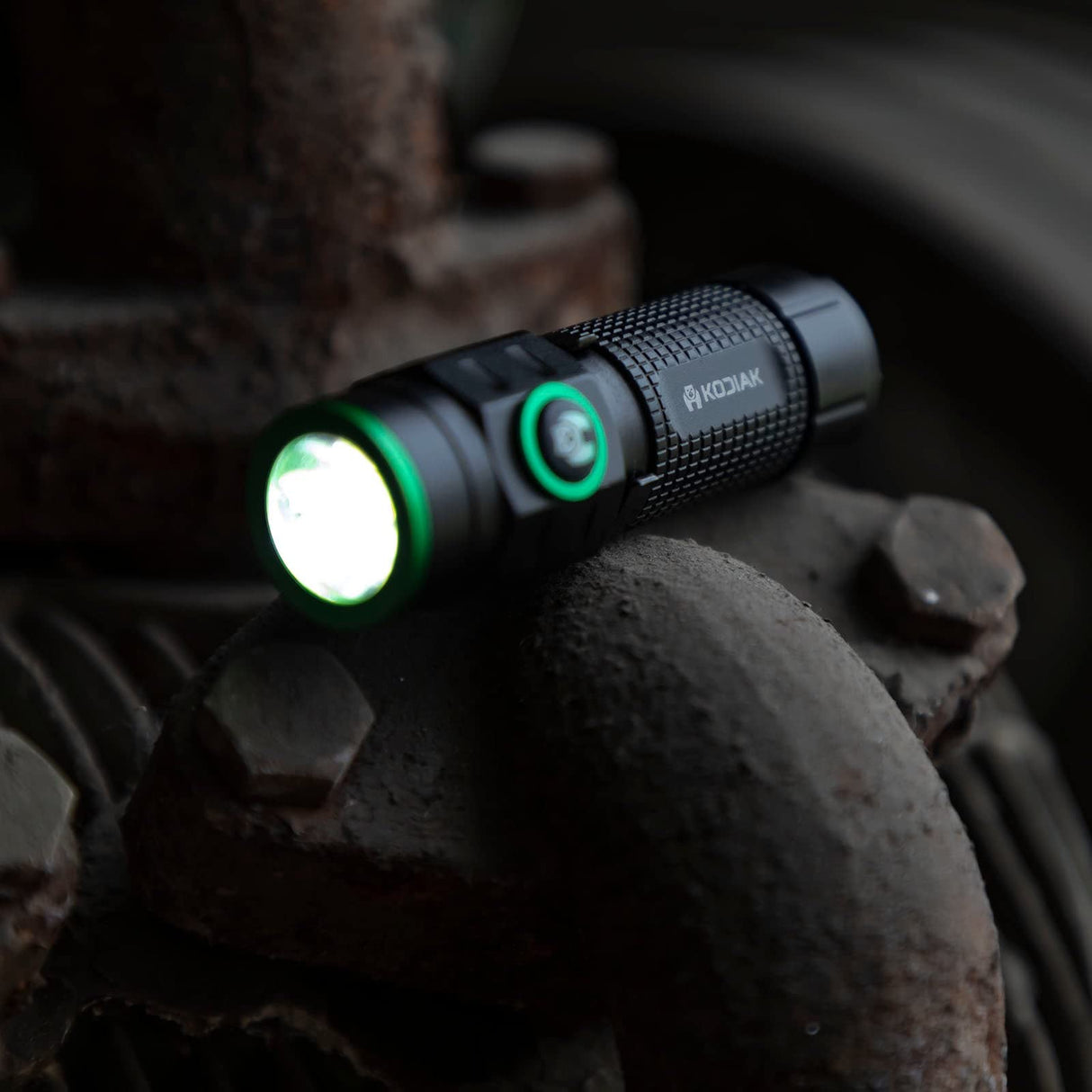 LitezAll 25966 Kodiak Komrade 2500 Lumen Compact Rechargeable Tactical Flashlight