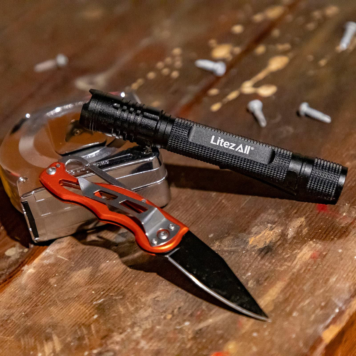 LitezAll 24099-6/24 280 Lumen Tactical Flashlight and Pocket Knife Combo