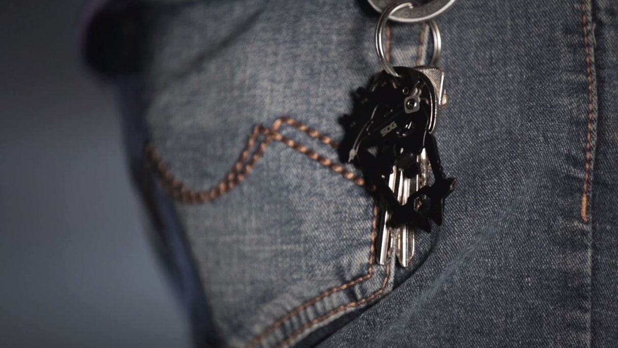 SOG SOGSM1001-CP MacV Tool SM1001 Hardcased 12-in-1 Tool -Black