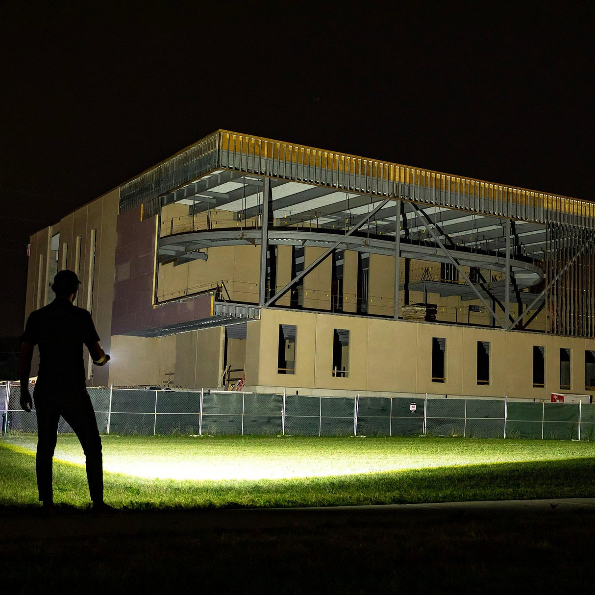 LitezAll 27878 Kodiak Kong 18,000 Lumen Rechargeable Tactical Flashlight