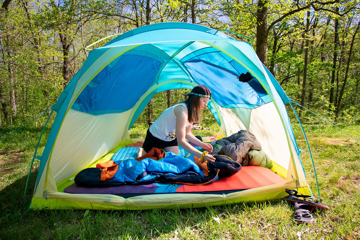 UST Gear 1121069  House Party 4-person Car Camping Tent