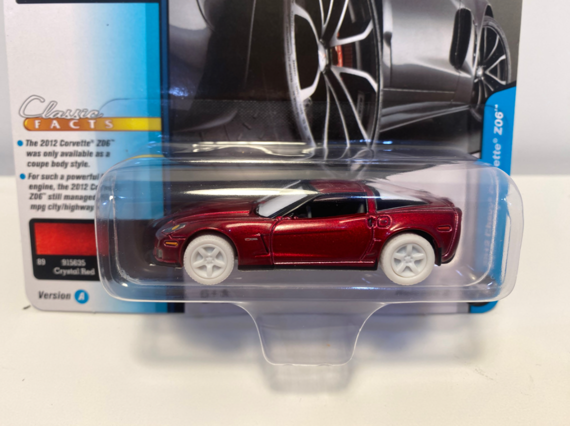 Johnny Lightning RDC-JLCG029-JLSP245A: 2012 Chevrolet Corvette Z06 Crystal Red Metallic Classic Gold Collection Series Limited Edition