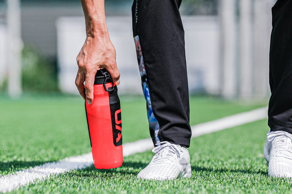 Under Armour 32oz Playmaker Squeeze Water Bottle