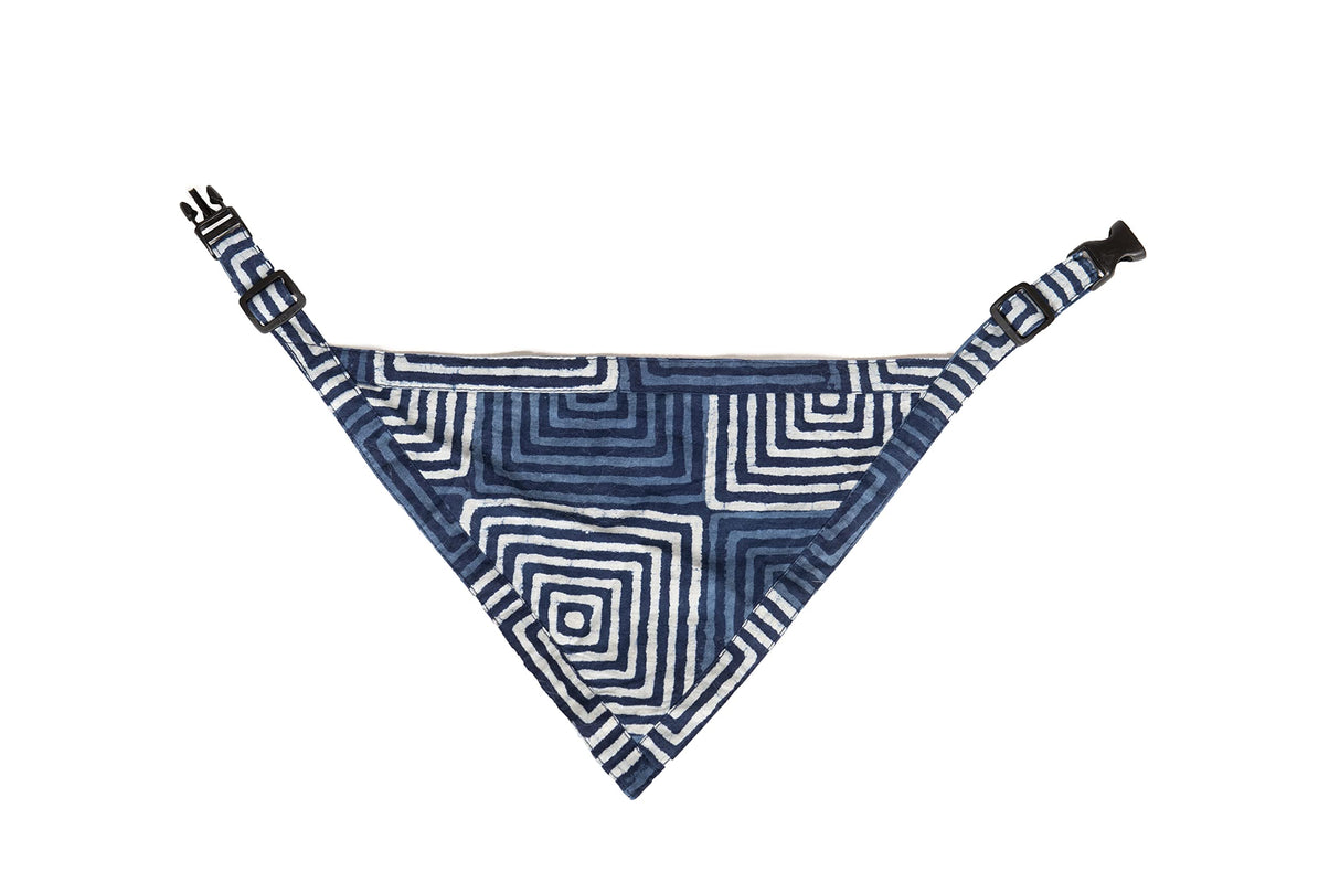 Unbugz-It Bandana, Medium, Square Blue (10" x 7")